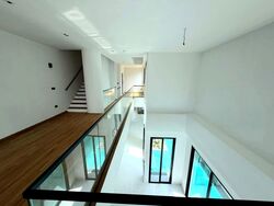 Parry Avenue (D19), Semi-Detached #558546171